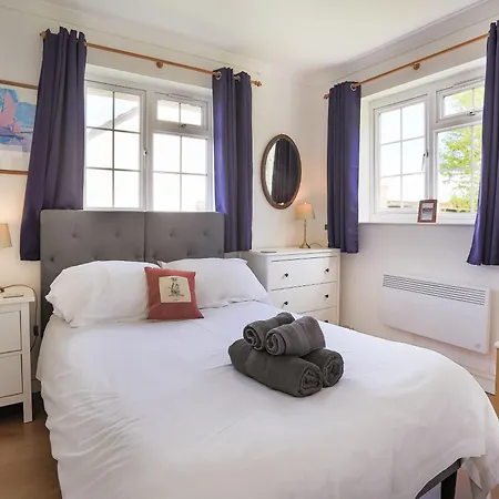 31 Lower Elms * Saint Minver
